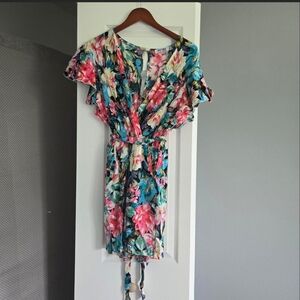 NWT Miss Sara Fashion Floral Romper